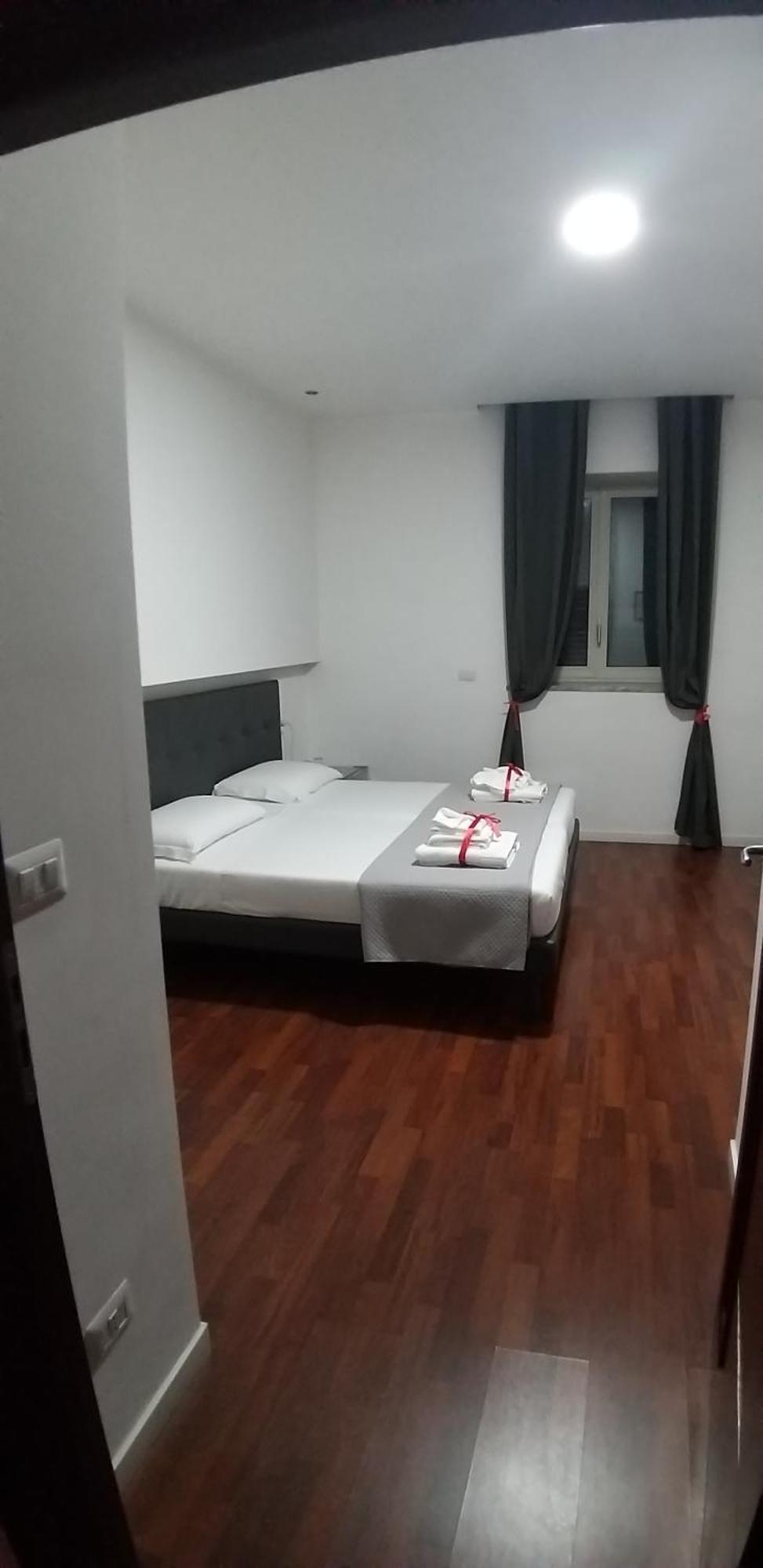Suite Duomo Naples Exterior photo